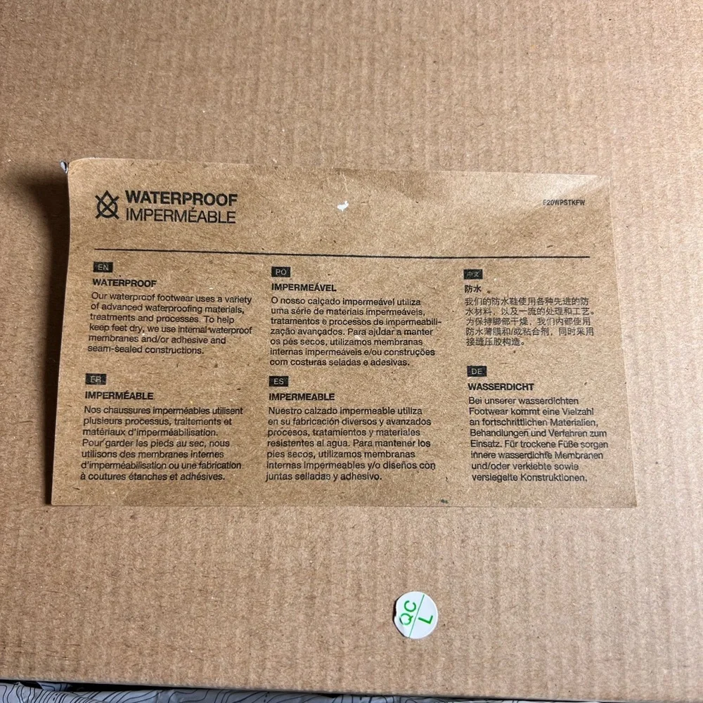 The North Face Junior Hedgehog Hiker II Mid WP Size 6 Junior NWB - Picture 11 of 11